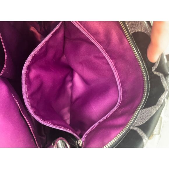 Coach Poppy Glam Tote Style 15443 Black Signature Shimmer with Magenta Lining - Picture 5 of 11